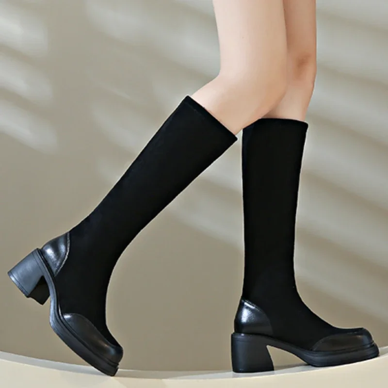 Женская обувь в продаже 2023 г. Новые женские ботинки без застежки, зимние, с круглым носком, из плотного флока, на теплой платформе, водонепроницаемые Модные высокие сапоги