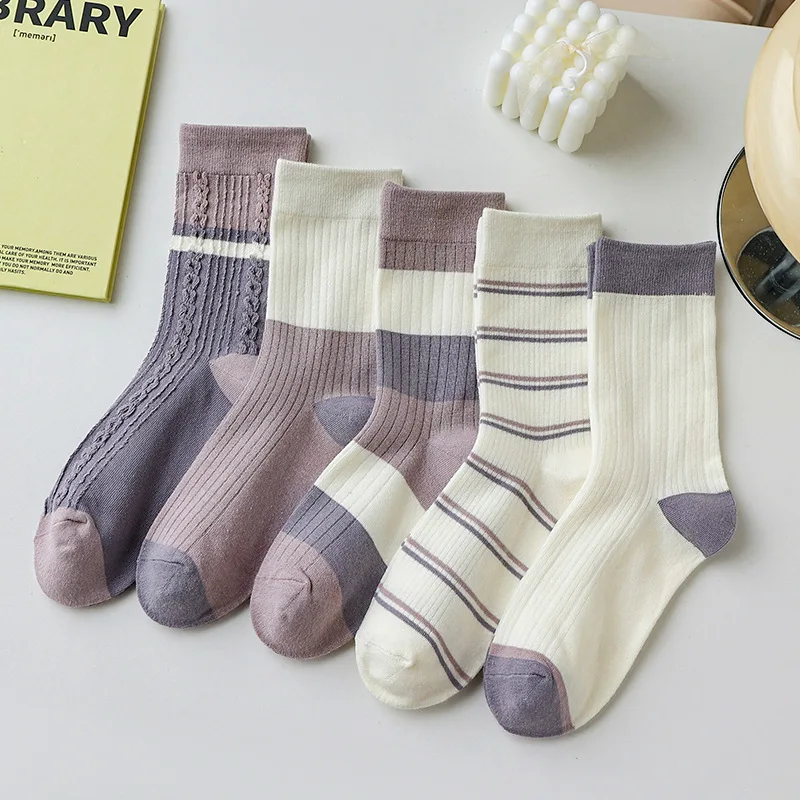 Осенне-зимняя новинка фиолетовой серии, универсальные дышащие женские носки в контрастную полоску средней длины